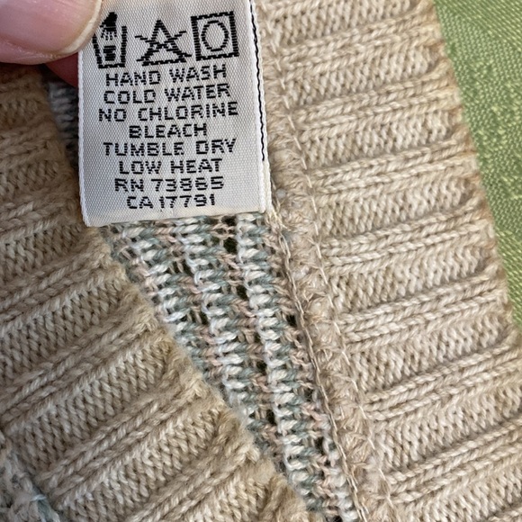 Men’s Golfing Crossings Beige and Green XL Men’s Knit Golfing Sweater - Picture 7 of 7